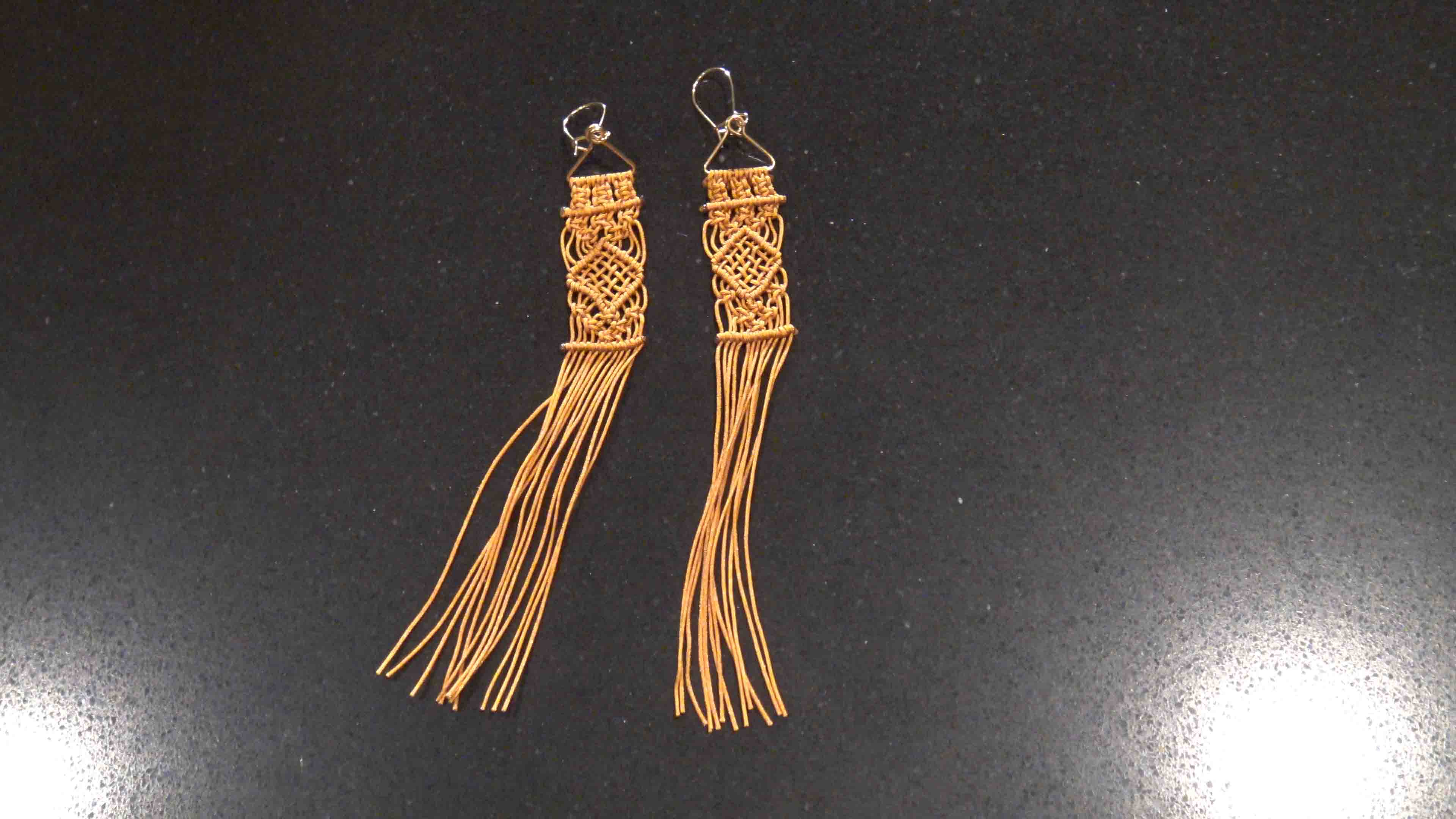 Micromacrame oorbellen